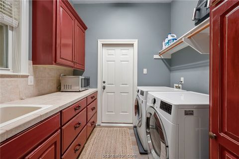 Tiny photo for 714 Plum Hollow Drive, College Station, TX 77845 (MLS # 26005098)