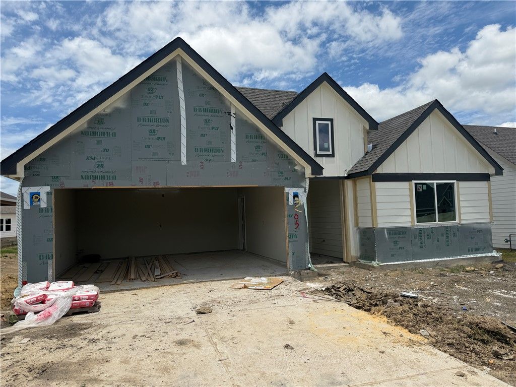 Photo of 1105 Legrand Street, Brenham, TX 77833 (MLS # 26007233)