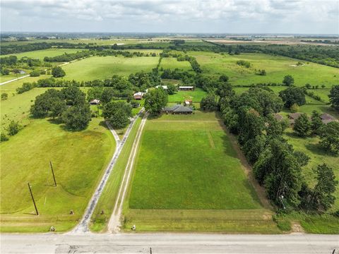 Tiny photo for 34366 Owens Road, Hempstead, TX 77445 (MLS # 26009092)