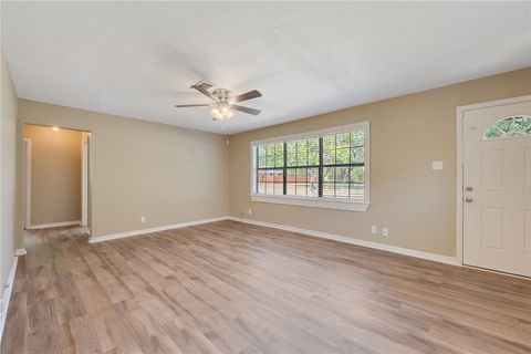 Tiny photo for 231 Moss Street, Bryan, TX 77803 (MLS # 25010569)