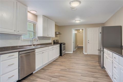 Tiny photo for 231 Moss Street, Bryan, TX 77803 (MLS # 25010569)
