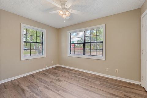 Tiny photo for 231 Moss Street, Bryan, TX 77803 (MLS # 25010569)
