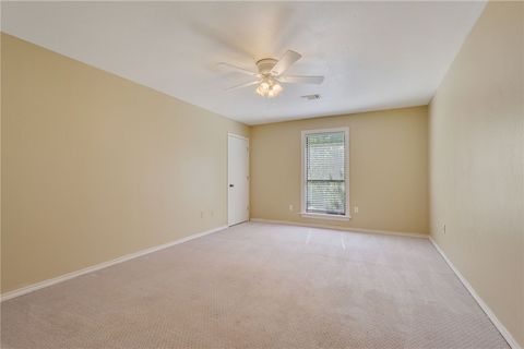 Tiny photo for 231 Moss Street, Bryan, TX 77803 (MLS # 25010569)