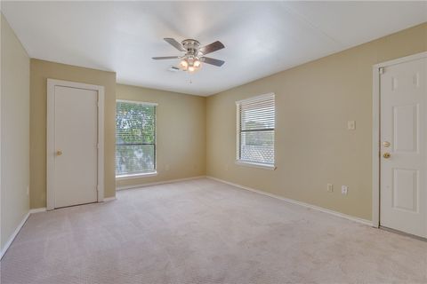 Tiny photo for 231 Moss Street, Bryan, TX 77803 (MLS # 25010569)