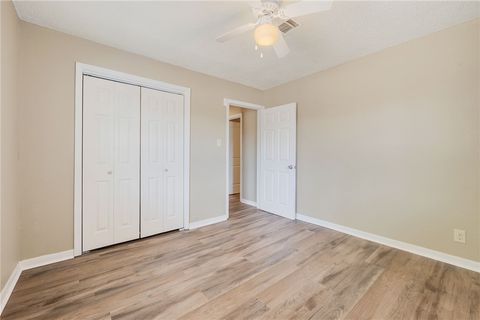 Tiny photo for 231 Moss Street, Bryan, TX 77803 (MLS # 25010569)