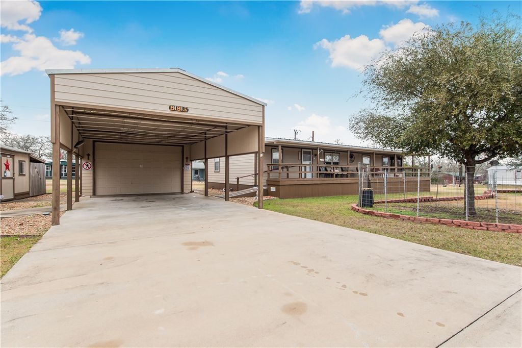 Photo of 403 Birch Forest Drive, Somerville, TX 77879 (MLS # 26000714)