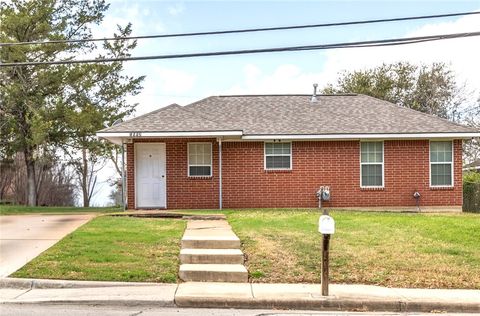 Photo of 1003 W 17th Street, Bryan, TX 77803 (MLS # 26004117)