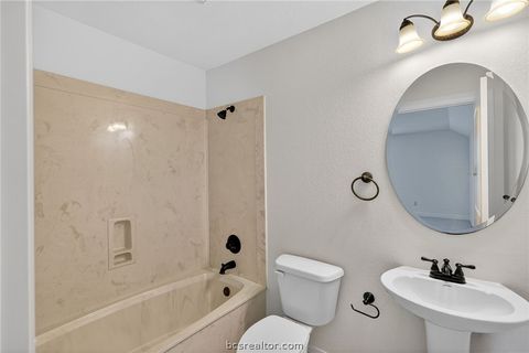 Tiny photo for 5308 Quaker Ridge Court, College Station, TX 77845 (MLS # 26004920)