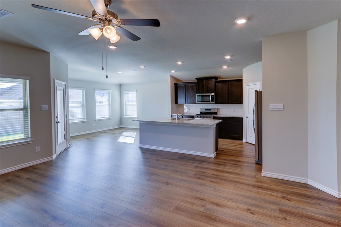 College Station, Texas 77845, United States, 4 Bedrooms Bedrooms, ,3 BathroomsBathrooms,Residential,Active,193057