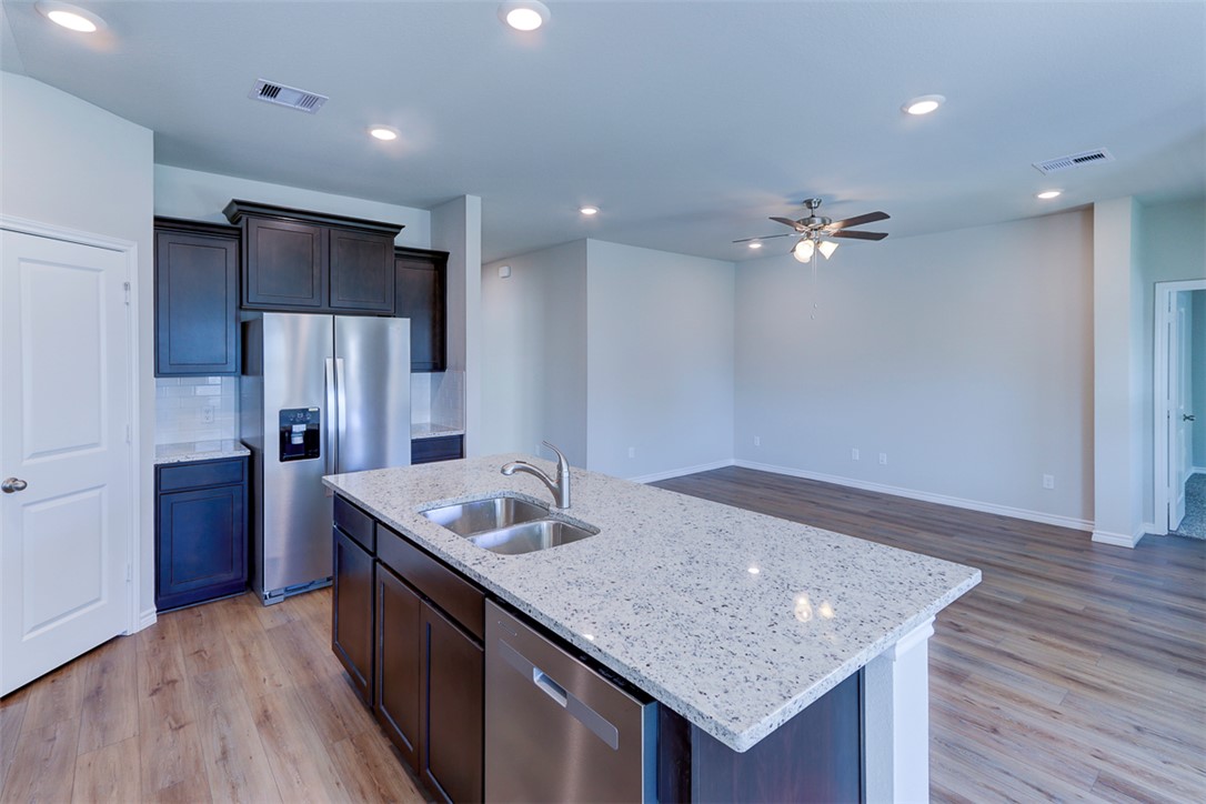 College Station, Texas 77845, United States, 4 Bedrooms Bedrooms, ,3 BathroomsBathrooms,Residential,Active,193057