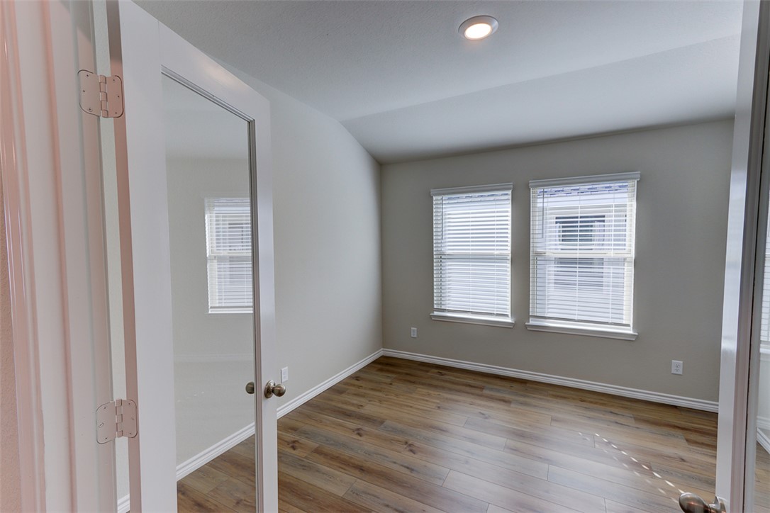 College Station, Texas 77845, United States, 4 Bedrooms Bedrooms, ,3 BathroomsBathrooms,Residential,Active,193057