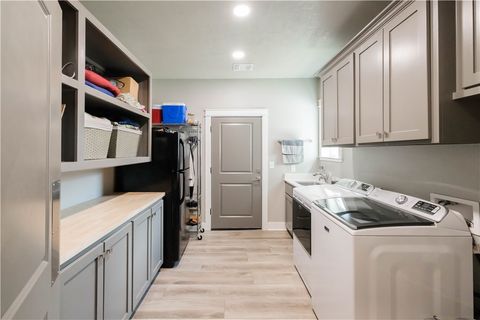 Tiny photo for 4053 N Fm 46, Franklin, TX 77856 (MLS # 26001018)