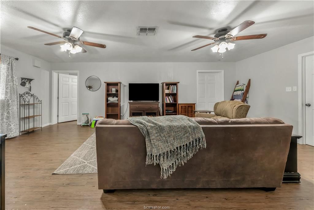 Photo of 109 Sulphur Springs Road, Bryan, TX 77801 (MLS # 25012065)