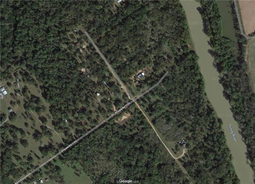 2525 Private Road 1195