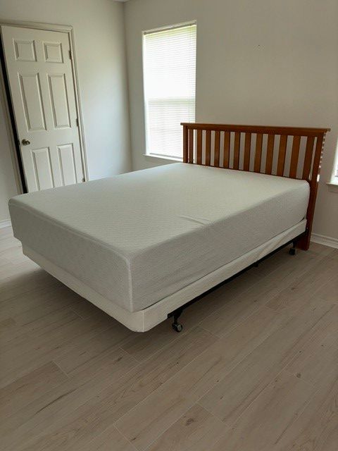Tiny photo for 404 W 24th Street, Bryan, TX 77803 (MLS # 26006275)