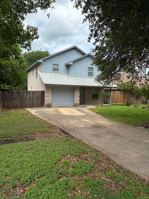 Photo of 404 W 24th Street, Bryan, TX 77803 (MLS # 26006275)