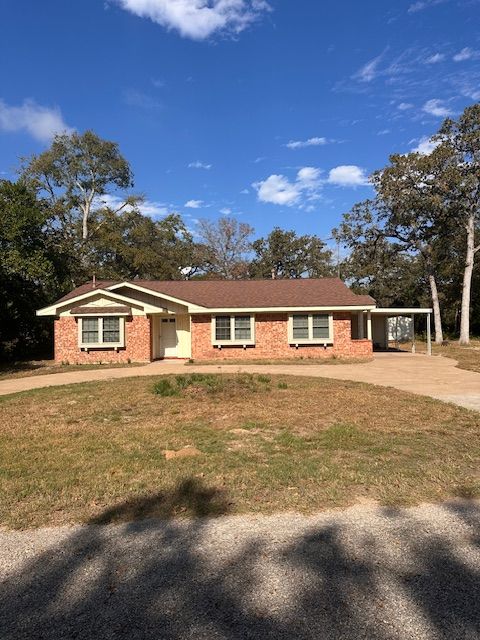 Photo of 10 Catalina, Hilltop Lakes, TX 77871 (MLS # 25012011)