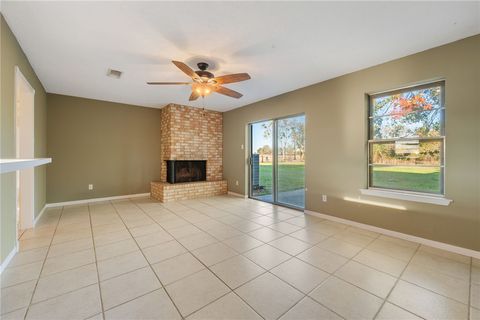 Tiny photo for 5756 Oak Hollow Circle, Bryan, TX 77808 (MLS # 25012813)