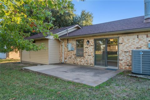 Tiny photo for 5756 Oak Hollow Circle, Bryan, TX 77808 (MLS # 25012813)
