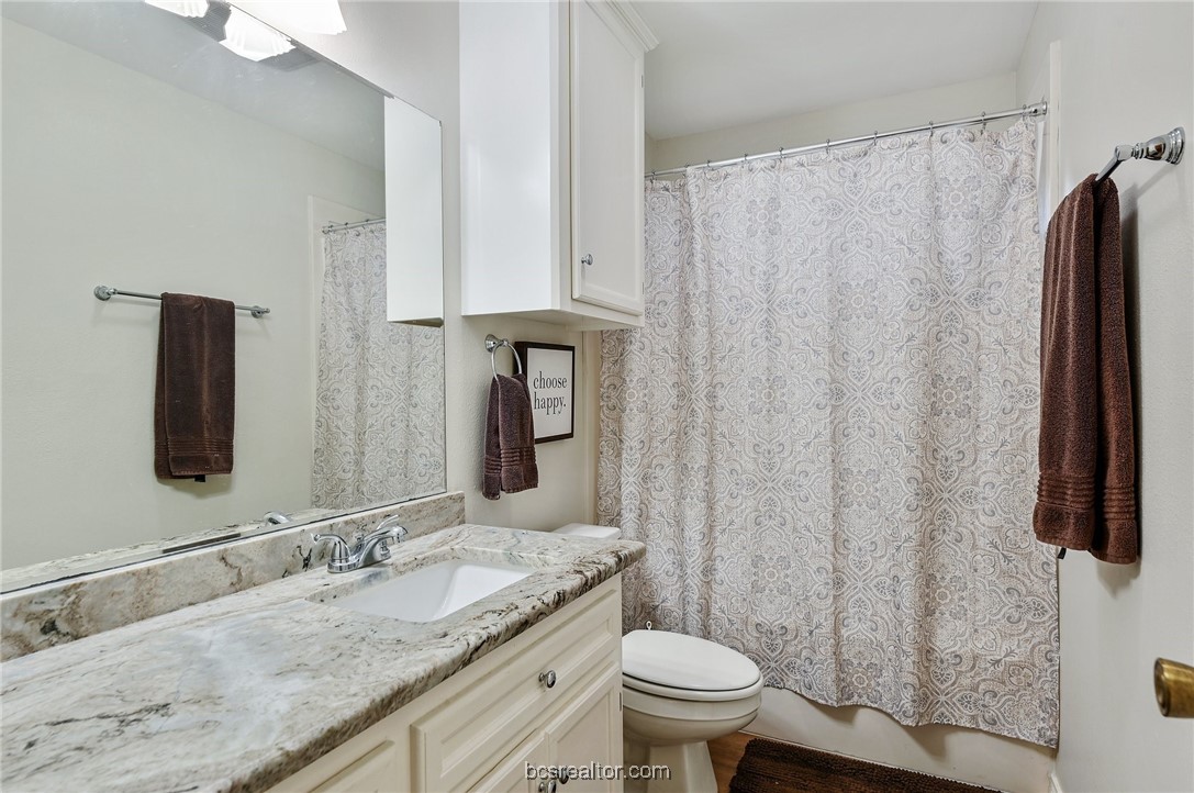 College Station, Texas 77845, United States, 3 Bedrooms Bedrooms, ,2 BathroomsBathrooms,Residential,Pending,46196