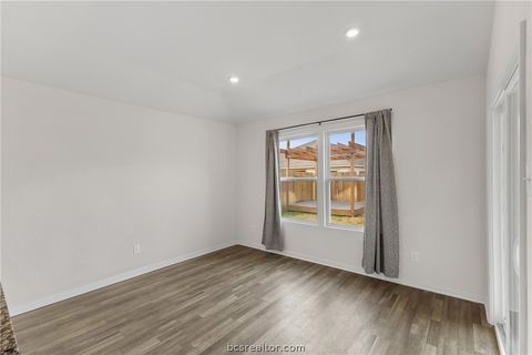 Tiny photo for 6018 Crest Bridge Court, Bryan, TX 77807 (MLS # 26001578)