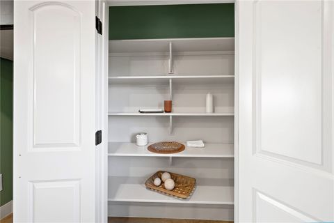 Tiny photo for 102 33rd St W, Bryan, TX 77803 (MLS # 26000768)