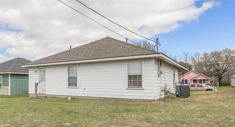 Tiny photo for 1011 W 17th Street, Bryan, TX 77803 (MLS # 26004277)