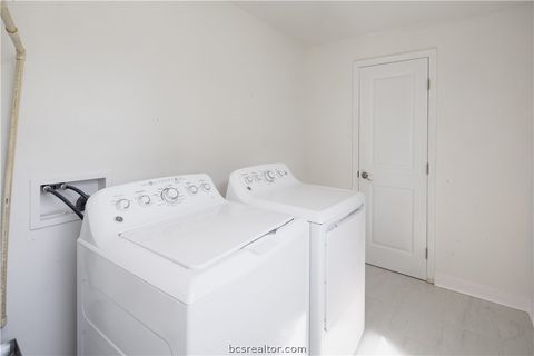 Tiny photo for 1204 E 28th Street, Bryan, TX 77803 (MLS # 26006013)