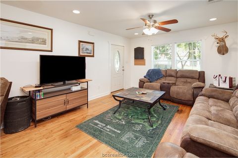 Tiny photo for 1204 E 28th Street, Bryan, TX 77803 (MLS # 26006013)