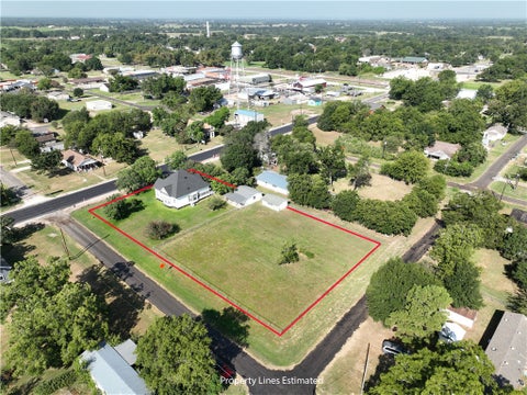 Tiny photo for 216 E Collins Street, Bremond, TX 76629 (MLS # 26009943)