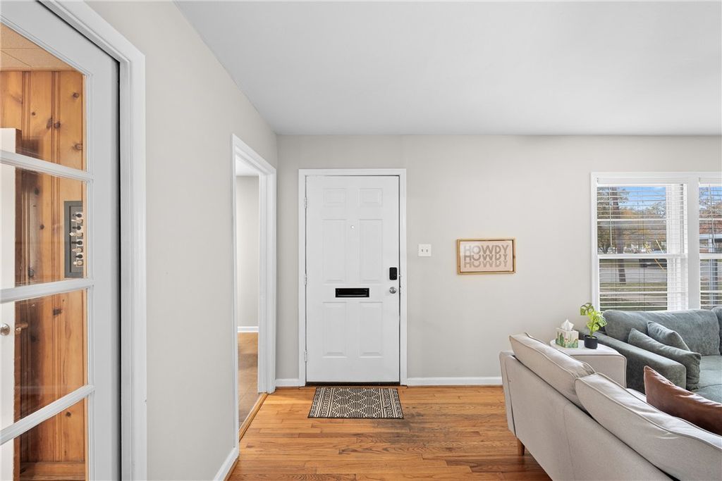 Photo of 909 Enfield Street, Bryan, TX 77802 (MLS # 26000283)