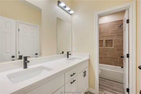 Tiny photo for 753 Bruin Trace Trce, Bryan, TX 77803 (MLS # 26004556)