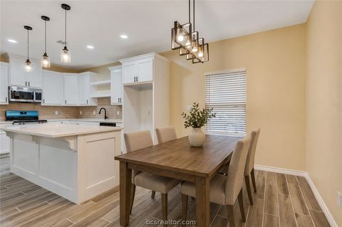 Tiny photo for 753 Bruin Trace Trce, Bryan, TX 77803 (MLS # 26004556)