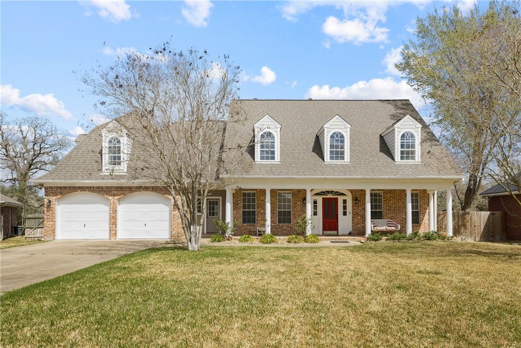 Photo of 8405 Whiterose Court, College Station, TX 77845 (MLS # 26002538)