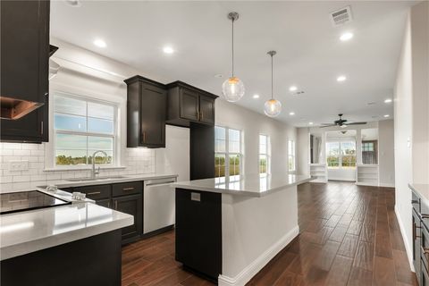 Tiny photo for 1692 Henry Prairie Road, Franklin, TX 77856 (MLS # 26001320)