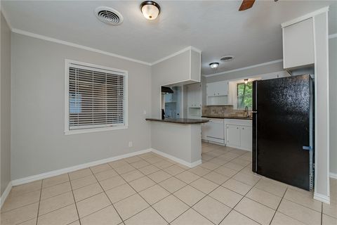 Tiny photo for 504 Redbud Street, Caldwell, TX 77836 (MLS # 26004538)