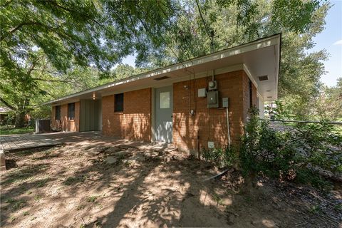 Tiny photo for 504 Redbud Street, Caldwell, TX 77836 (MLS # 26004538)