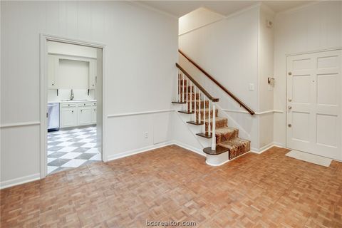 Tiny photo for 800 Dogwood Lane, Bryan, TX 77802 (MLS # 26006002)