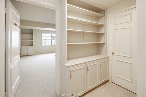 Tiny photo for 800 Dogwood Lane, Bryan, TX 77802 (MLS # 26006002)