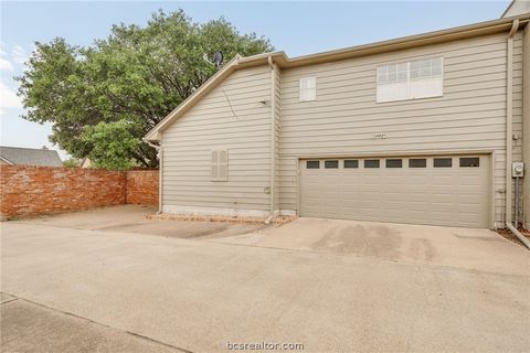 Tiny photo for 800 Dogwood Lane, Bryan, TX 77802 (MLS # 26006002)