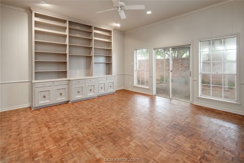 Tiny photo for 800 Dogwood Lane, Bryan, TX 77802 (MLS # 26006002)
