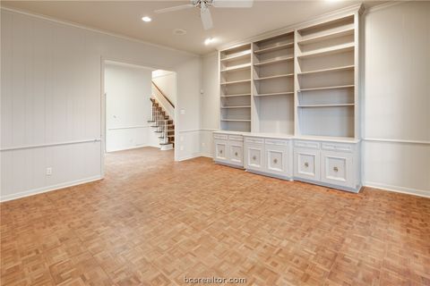 Tiny photo for 800 Dogwood Lane, Bryan, TX 77802 (MLS # 26006002)