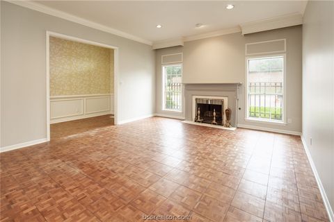 Tiny photo for 800 Dogwood Lane, Bryan, TX 77802 (MLS # 26006002)