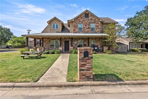 Photo of 708 Welsh Avenue, College Station, TX 77840 (MLS # 25010460)