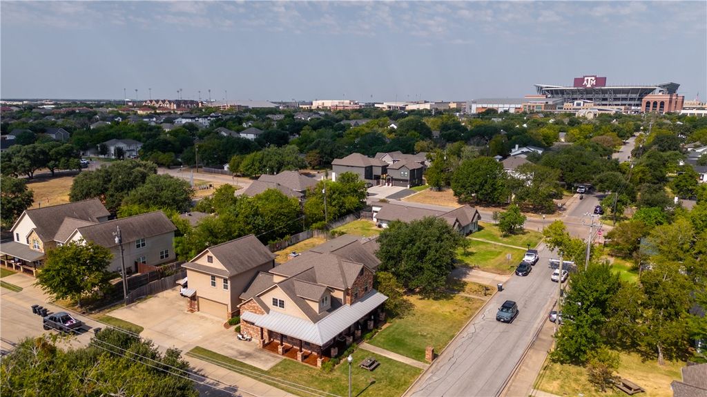Photo of 708 Welsh Avenue, College Station, TX 77840 (MLS # 25010460)