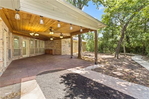 Tiny photo for 2903 Camille Drive, College Station, TX 77845 (MLS # 26001425)