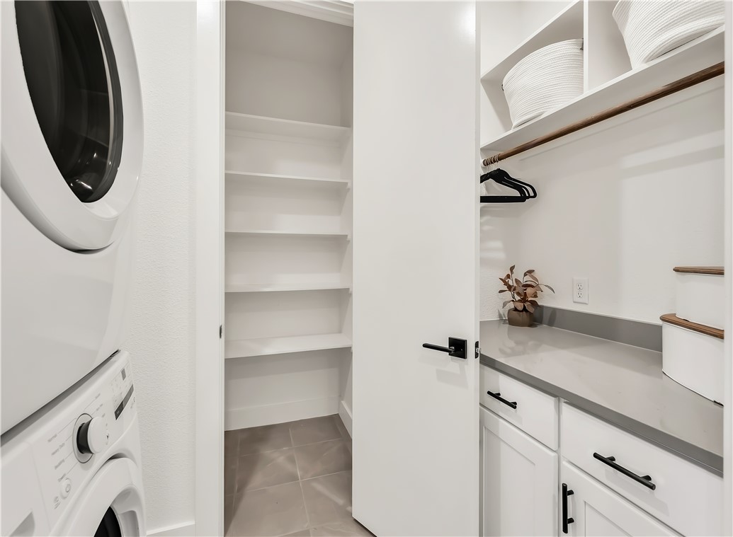 College Station, Texas 77840, United States, 4 Bedrooms Bedrooms, ,5 BathroomsBathrooms,Residential,Active,200628