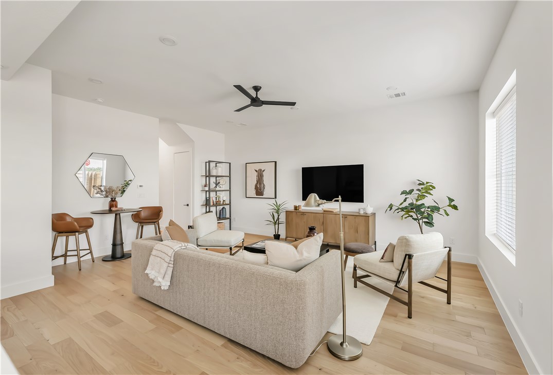 College Station, Texas 77840, United States, 4 Bedrooms Bedrooms, ,5 BathroomsBathrooms,Residential,Active,200628