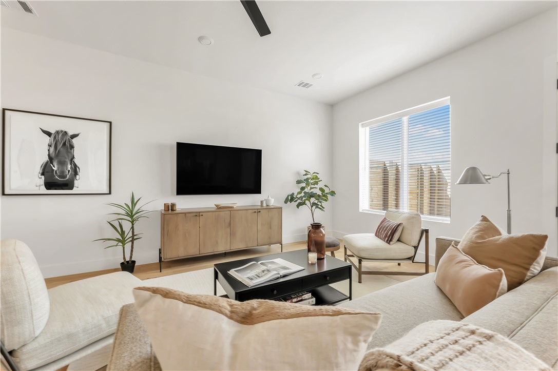 College Station, Texas 77840, United States, 4 Bedrooms Bedrooms, ,5 BathroomsBathrooms,Residential,Active,200628