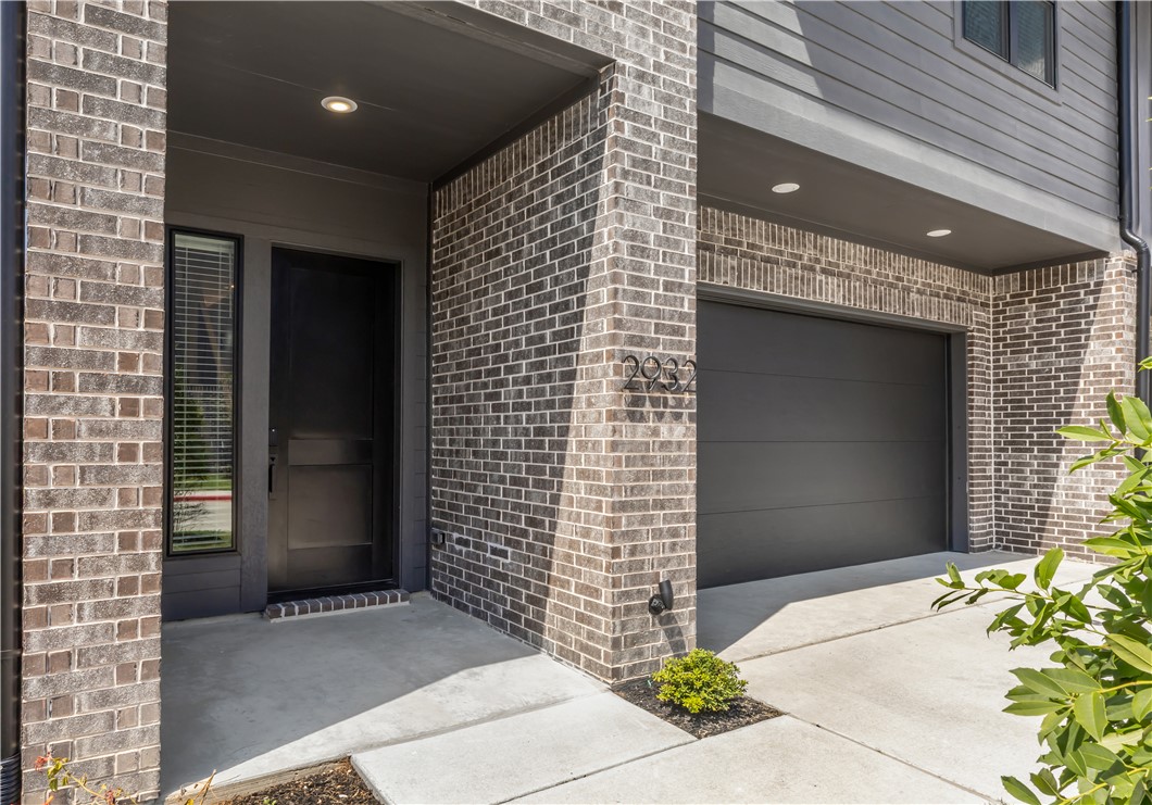 College Station, Texas 77840, United States, 4 Bedrooms Bedrooms, ,5 BathroomsBathrooms,Residential,Active,200628